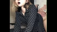 play Die Disney-Prinzessin wird in einem frechen Snap-Chat-Amateurvideo echt