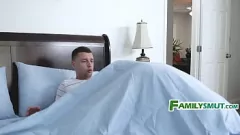 play Latina pas-sis mă surprinde cu o muie obraznică