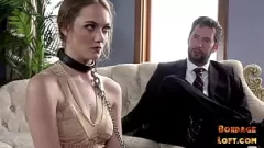 play Vadias curvilíneas de escravidão em meias são espancadas por seus domínios em um trio excêntrico com tratamentos faciais e chupadas de pau